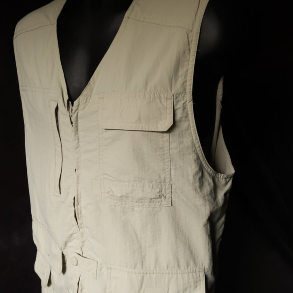 Magellan Full-Zip Khaki Pine Ridge Vest (M) NICE! 🇺🇸 🇺🇸 - Picture 9 of 9